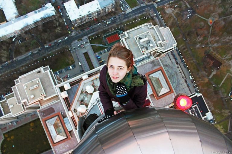 SKYWALKER ANGELA NIKOLAU’S NET WORTH SKYWALKER ANGELA NIKOLAU’S NET WORTH