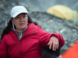 Mountain Queen: The Summits of Lhakpa Sherpa