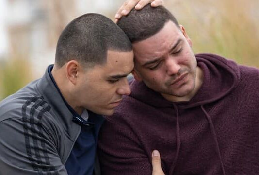 AMERICAN SPORTS STORY EPISODE 7 RECAP: “DIRTY PAIN” American Sports Story Aaron Hernandez Episode 7 (1)