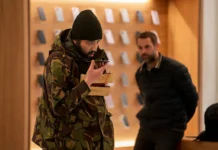 iHostage True Story: The Amsterdam Apple Store Hostage Crisis Explained netflix iHostage true story