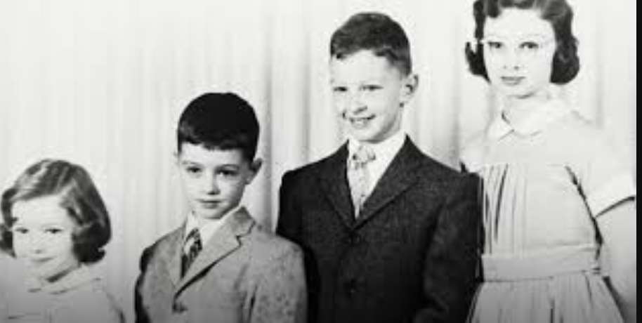 Diana Ellen Judd, siblings- 