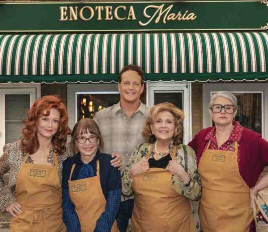Is Nonnas On Netflix Based On A True Story? The Real Joe Scaravella And Enoteca Maria nonnas-netflix-true-story-joe-scaravella-