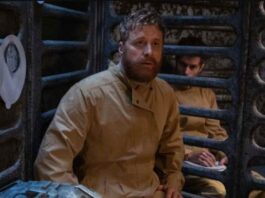 residental alian s4 e1-