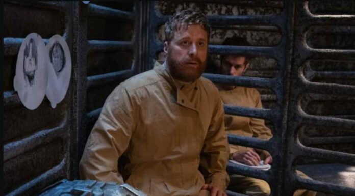 residental alian s4 e1-